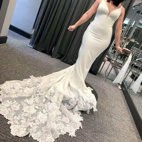 Wedding Dress - Never Worn